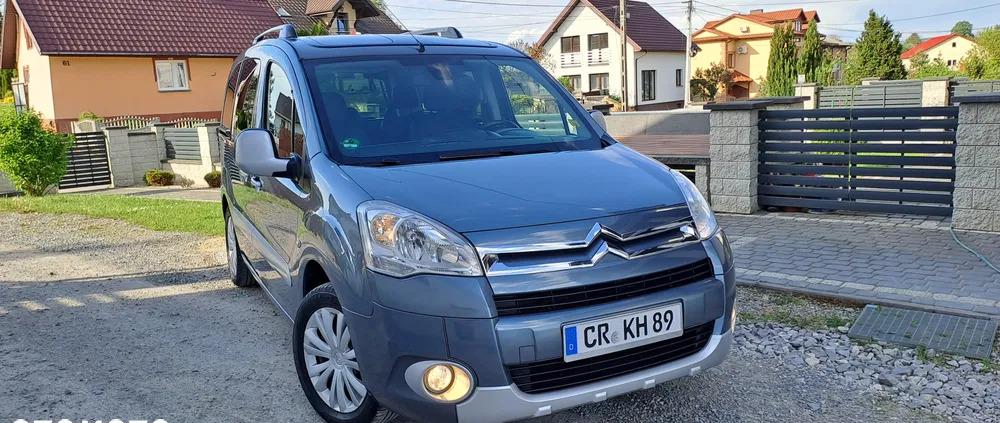 świętokrzyskie Citroen Berlingo cena 27500 przebieg: 155000, rok produkcji 2012 z Radymno